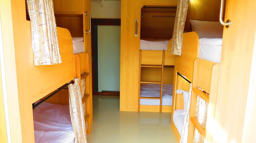 Potae'S House Hostel Chiang Mai Luaran gambar
